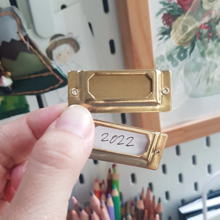 

Terlaris Brass Label Plate Tag For Journal, Travelers Notebook, Scrapbook Etc