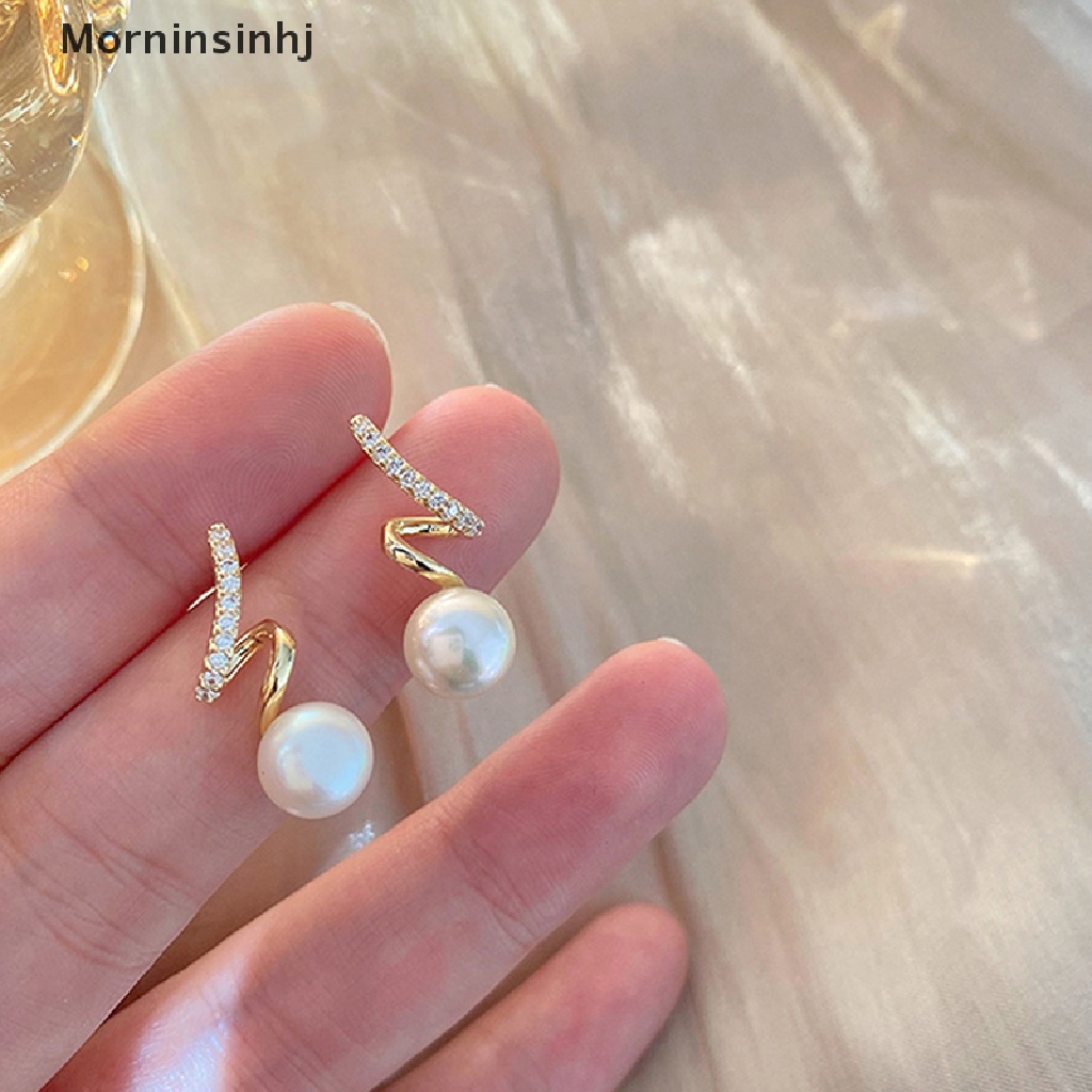 Mornin 1pasang Ins Gaya Korea Bersinar Fashion Anting Mutiara Wanita Berlian Imitasi Anting Mutiara Perhiasan Sederhana Anting Wanita Dekorasi id