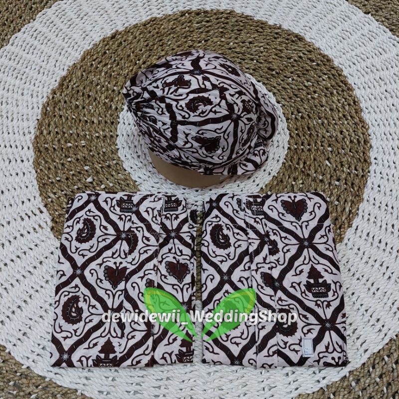 [1 Set] Sepasang Jarik Instan + Blangkon Jogja / Motif Sido Luhur