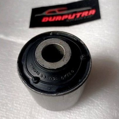 Bushing as link stabil belakang innova 48702-0K180 original