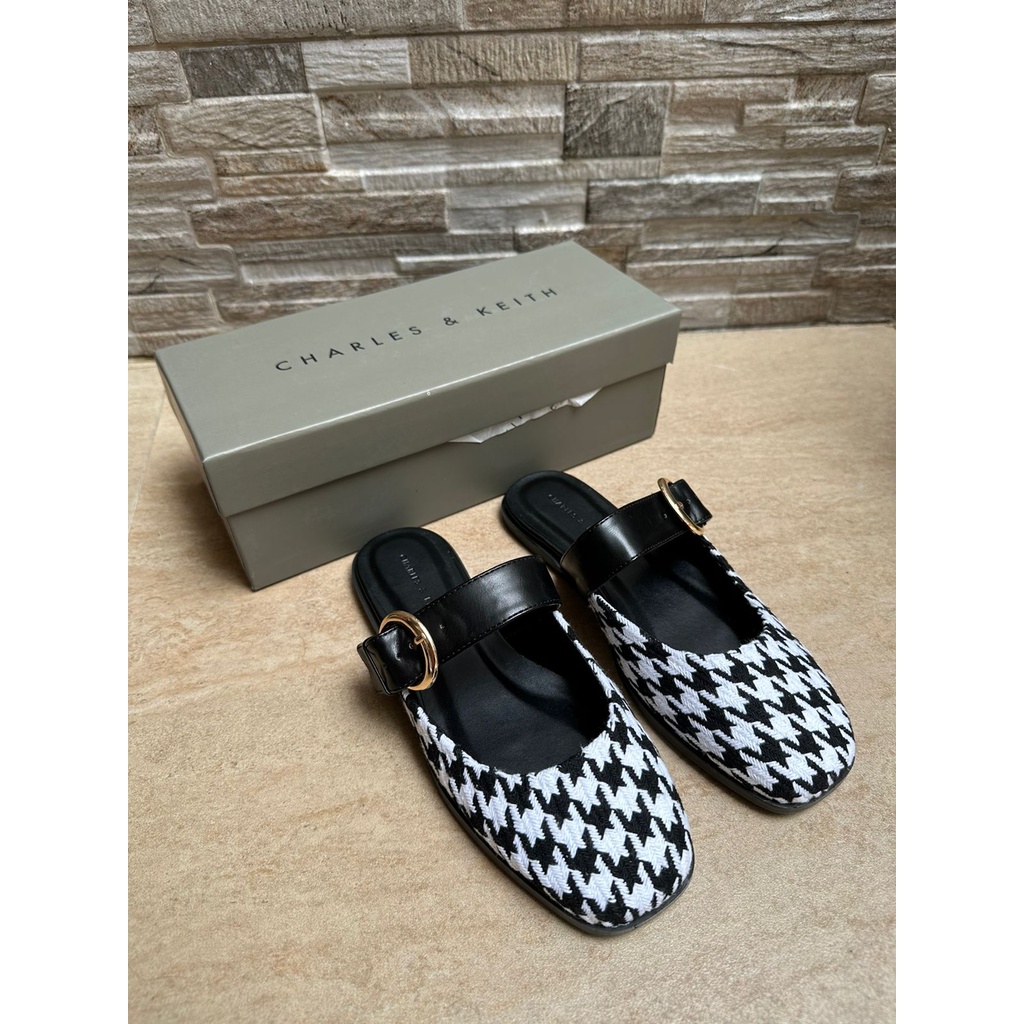 Ck 005-1 slip on wanita