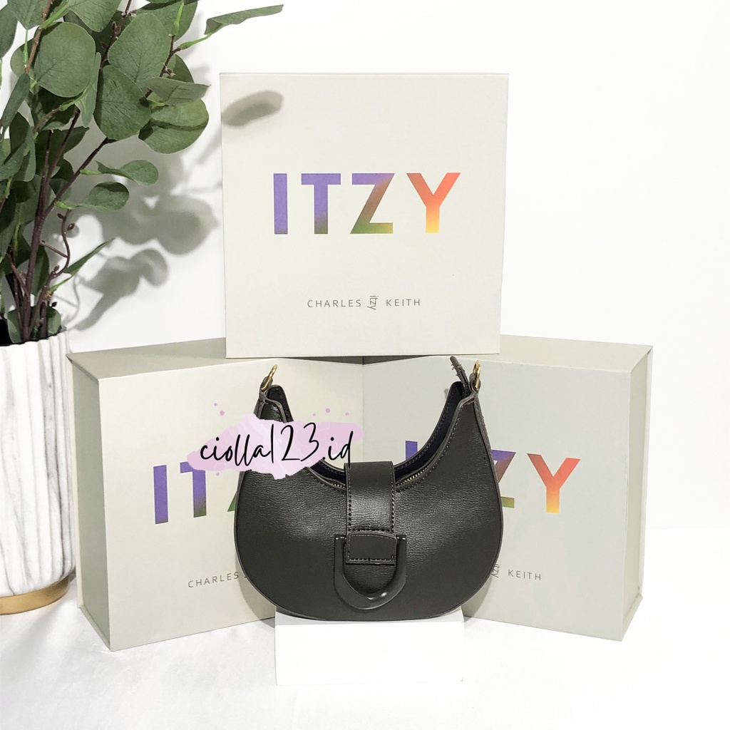 SPECIAL EDITION CK ITZY BAG - GABINE BELTED GIFTSET BOX