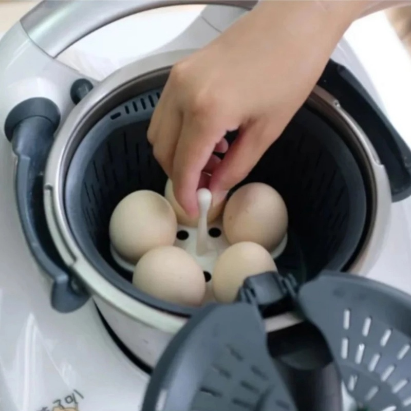 Teko Listrik Rak Kukusan Telur Universal Egg Steamer Pemanas Listrik Egg Cooker Serbaguna Aksesoris Masak Telur Tray Telur Plastik