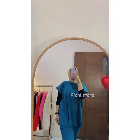 ONE SET KULOT RAJUT VEST NADA KANCING (CELANA+VEST)