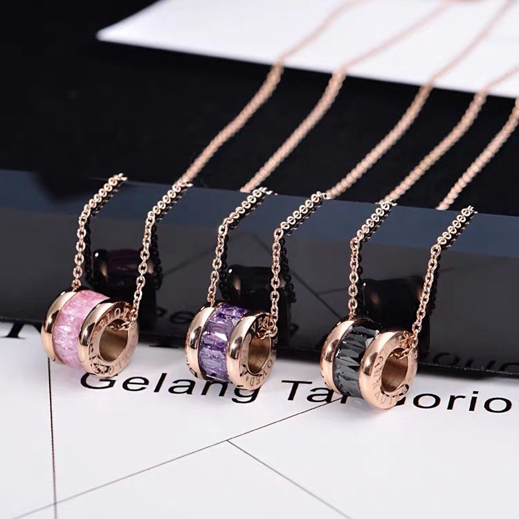 Kalung Rantai Klavikula 18K Titanium Steel Lapis Rose Gold Hias Batu Kristal Warna-Warni