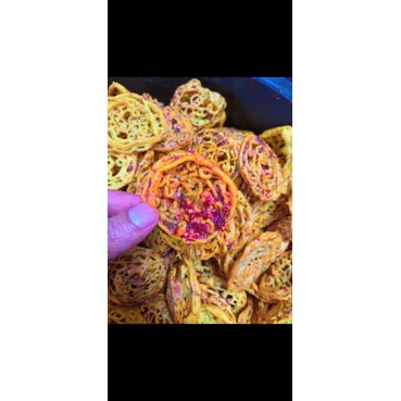 

Kerupuk Mie Pedas
