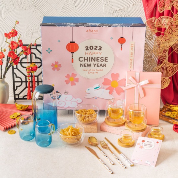 

Unik ARAMI SEOLLAL CNY Hampers Package Drinkware Set Gift Imlek Special Limited