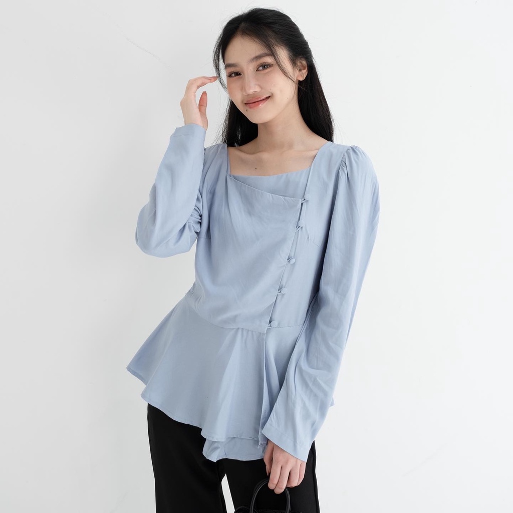 Beige Studio - Chiara Top / Blouse Lengan Panjang Wanita