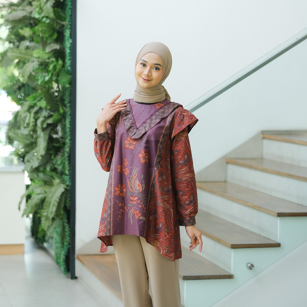 FITTINGROOM11 Blouse Batik - Haya Batik Cokelat