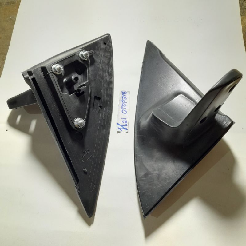 Dudukan spion avanza xenia lama