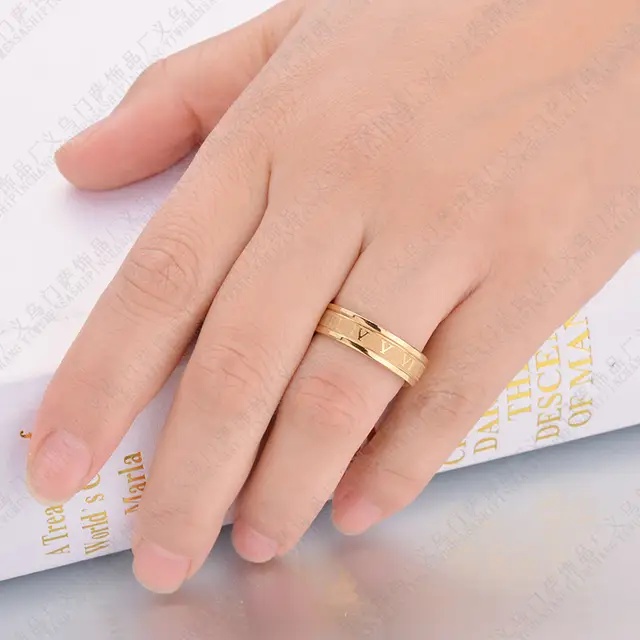 Cincin Couple Titanium Stainless Steel Angka Romawi Dan Sisi Rata Polos Anti Karat Selamanya Fashion Ring Pria Wanita Gaul Metal Gaya Elegan Kasual Vintage Colossal Anniversary Hari Jadi