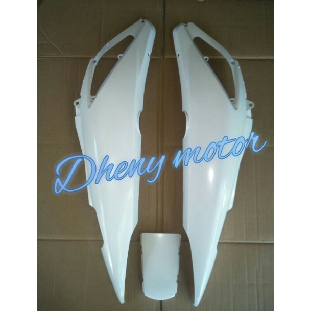 BODY BELAKANG SUPRA X 125 LAMA WARNA PUTIH POLOS
