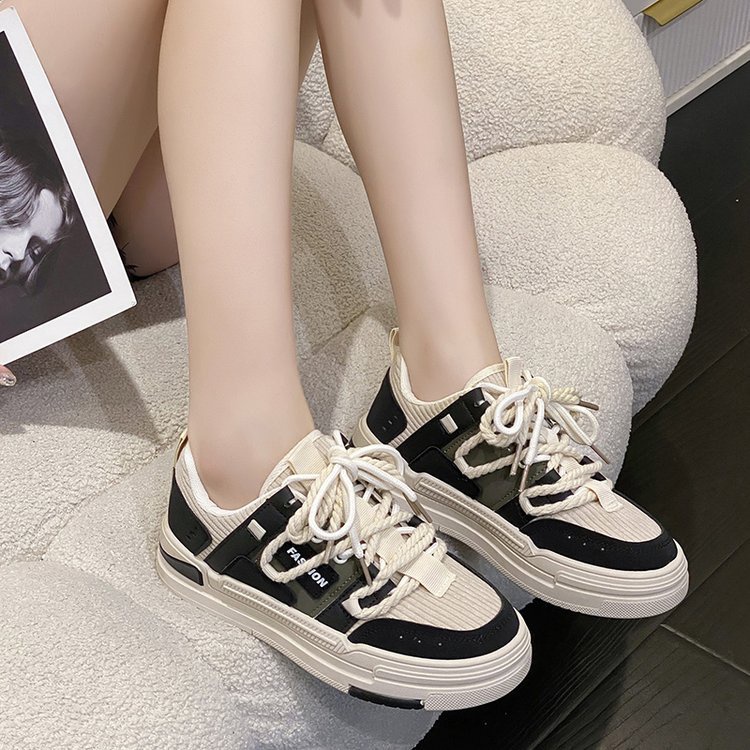 COD Sneakerdaily 246 Sepatu Sneakers Wanita Elegan Kualitas Premium