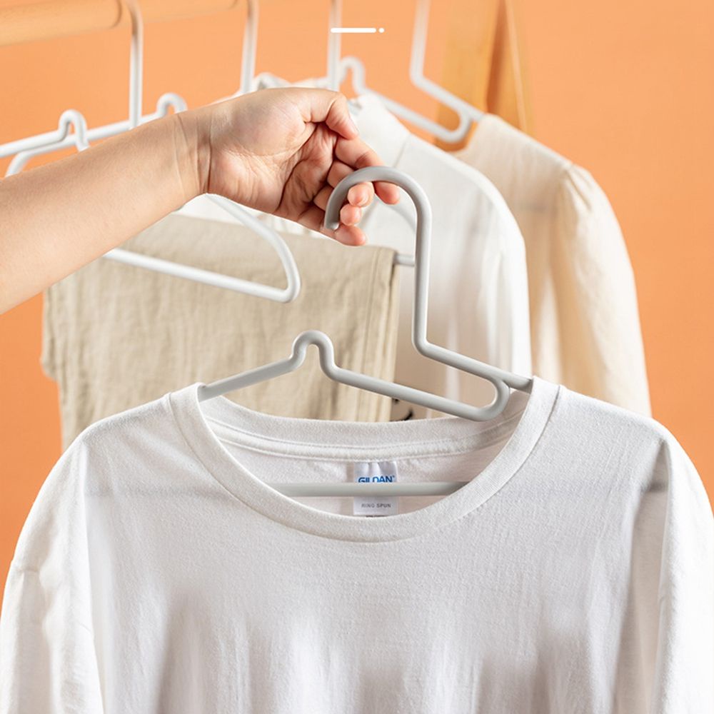 Yamata Hanger Gantungan Pakaian Plastik Polos  / Hanger Gantungan Plastik Tebal / lastic Hanger Pakaian Laundry Anti Slip