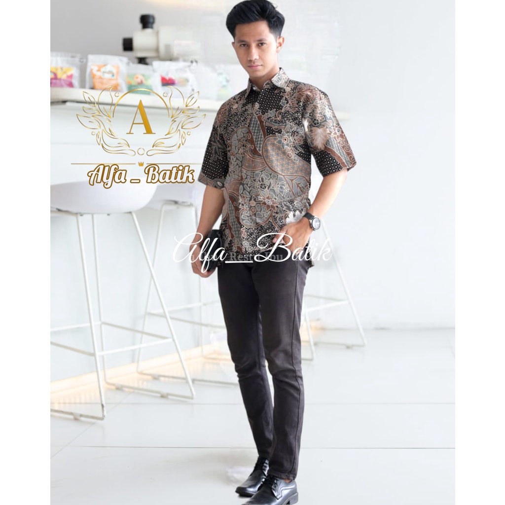 Kemeja Batik Pria Lengan Pendek Motif / kemeja batik /kemeja batik kerja /kemeja batik modern kemeja batik formal /kemeja batik kantoran