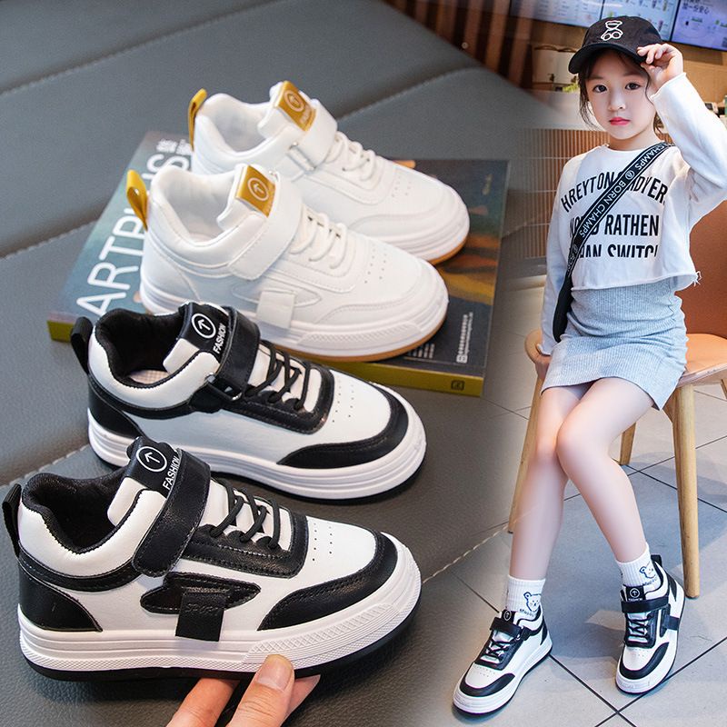 HZ Sepatu Sneaker Anak HZK116