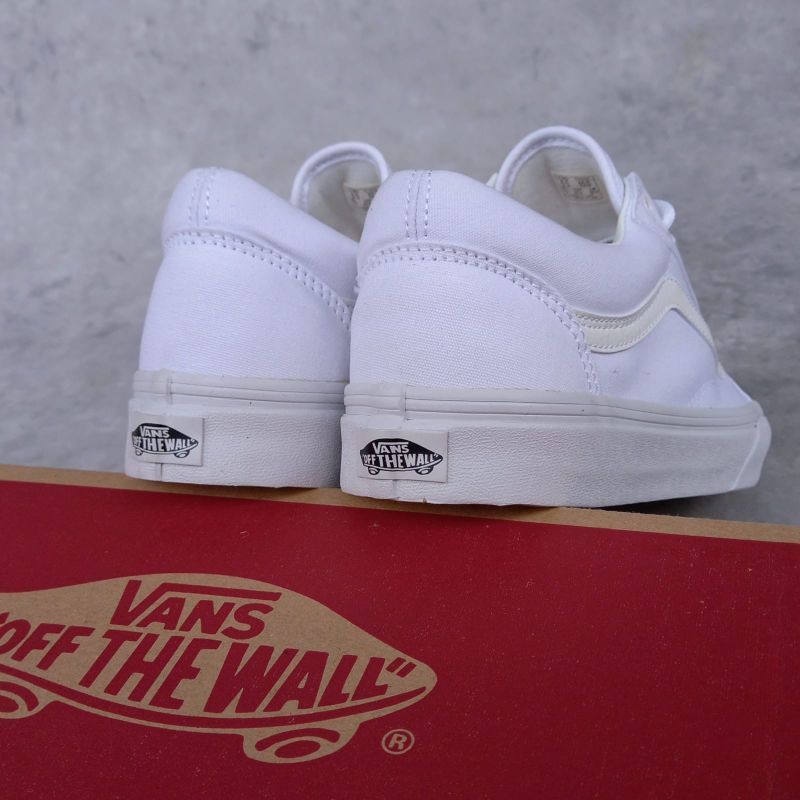 Vans Oldskool all white