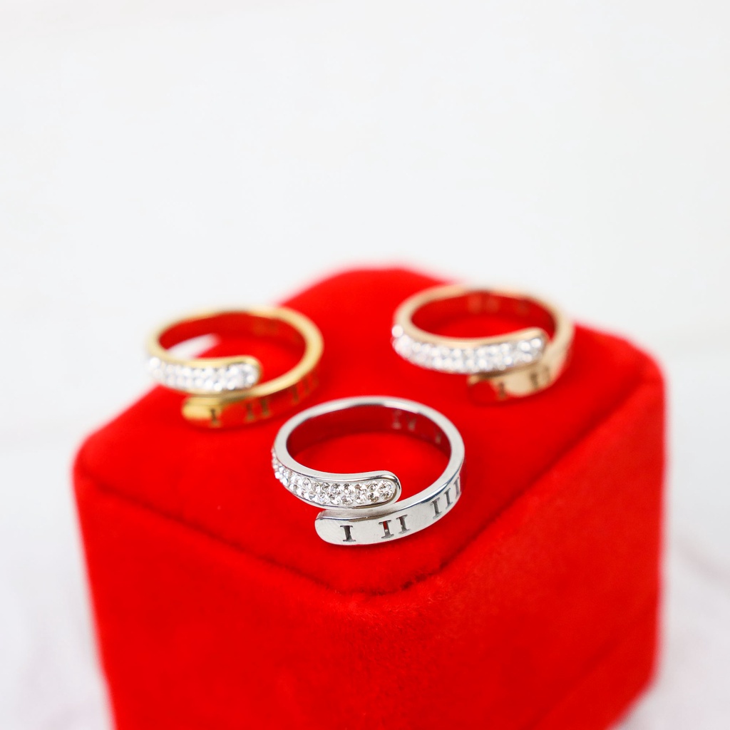 Cincin angka romawi zircon Titanium Stainless Steel 316L anti karat harga grosir bisa bayar di tempat