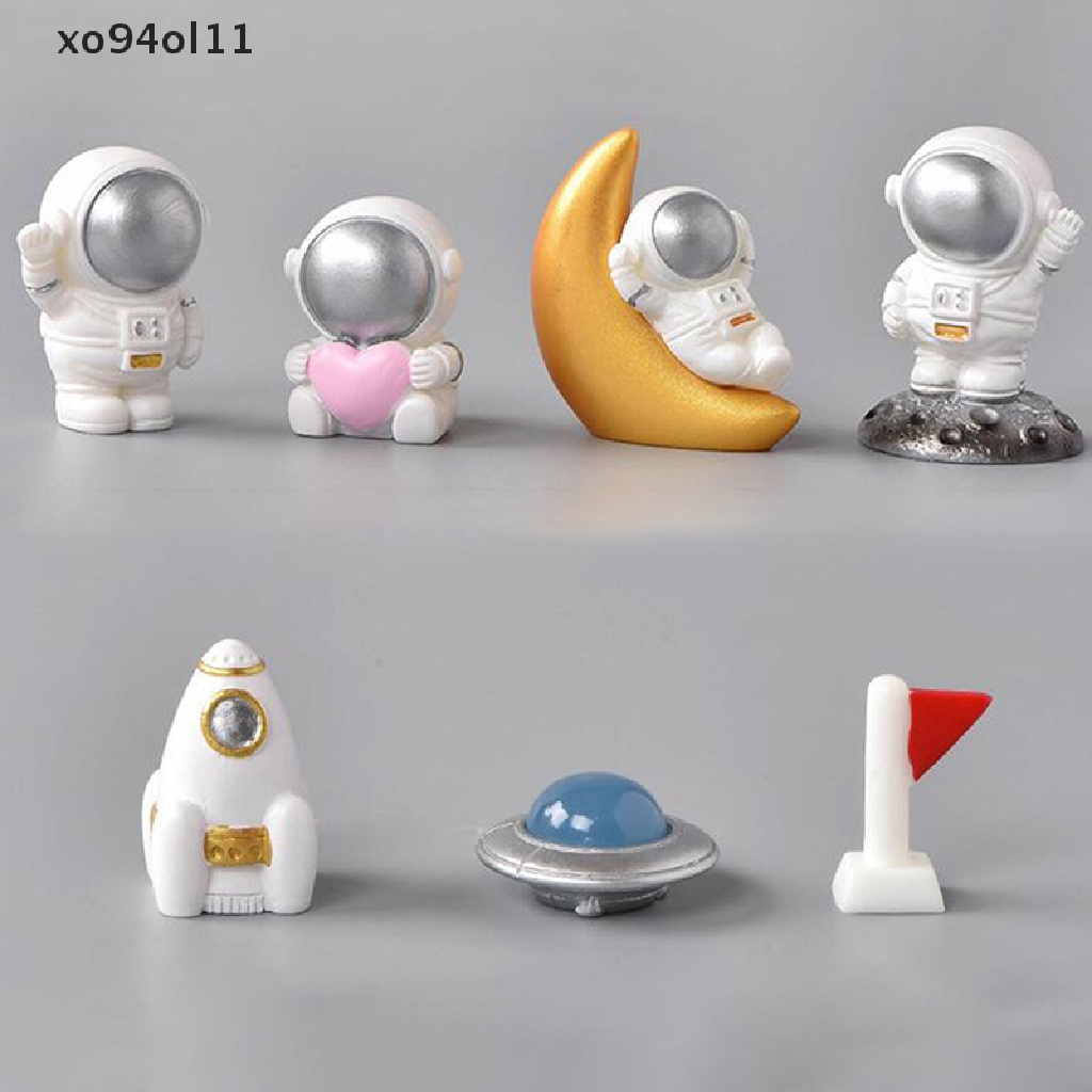 Xo Astronot Luar Angkasa Dekorasi Rumah Resin Hiasan Kecil Kue Baking Decoration OL