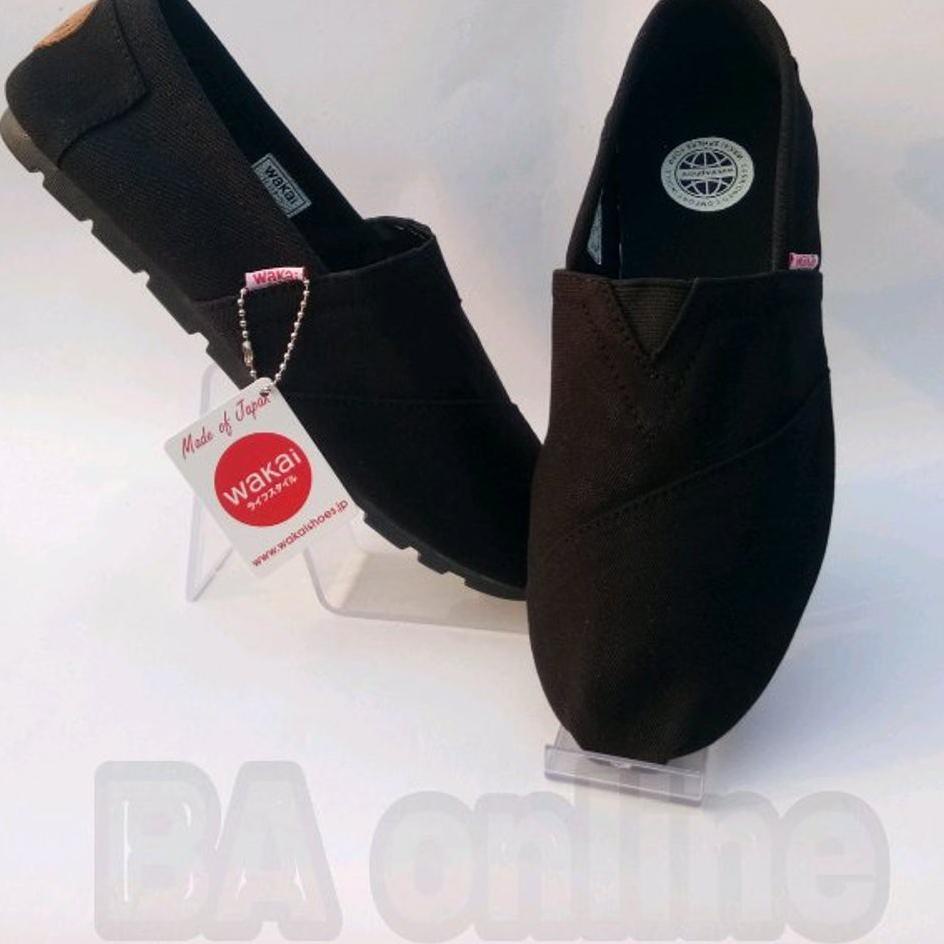 BEST SELLER ( SUPER MURAH ) SEPATU WAKAI FULL BLACK PRIA / WANITA