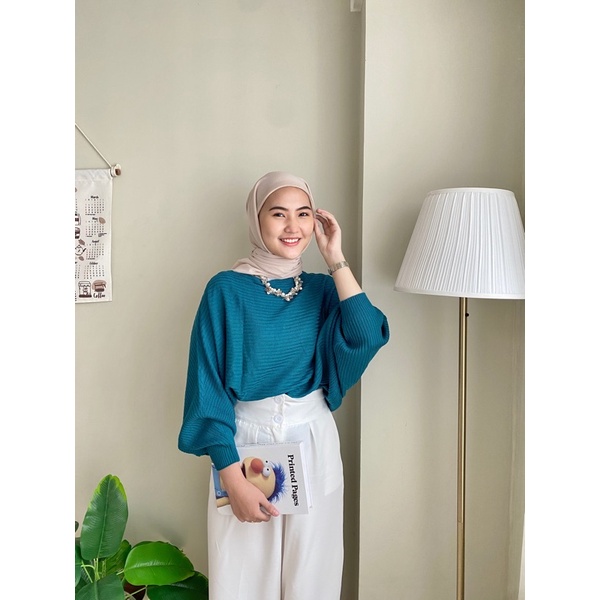 Batwing Sweater - Atasan Rajut - Blouse Rajut - Atasan Wanita