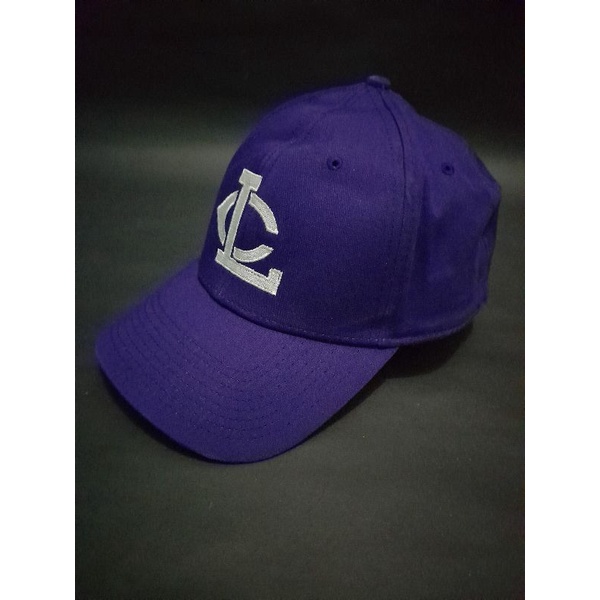 topi new era logo LC