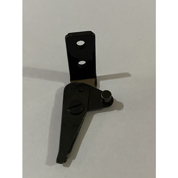 Gunting Atas Lobang Kancing Juki 781