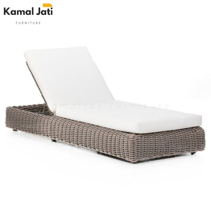 kursi lounger pantai rotan sintetis outdoor, kursi santai kolam renang
