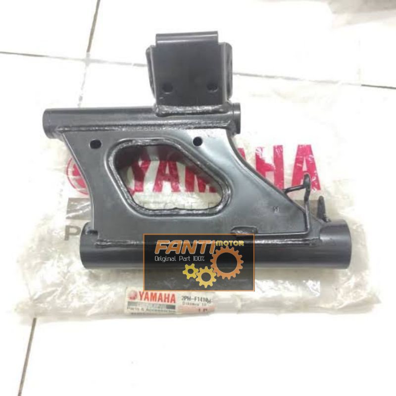 ENGINE BRACKET COMP 2PH-F1410-20 MOUNTING MIO GEAR 125 PART ORIGINAL YAMAHA