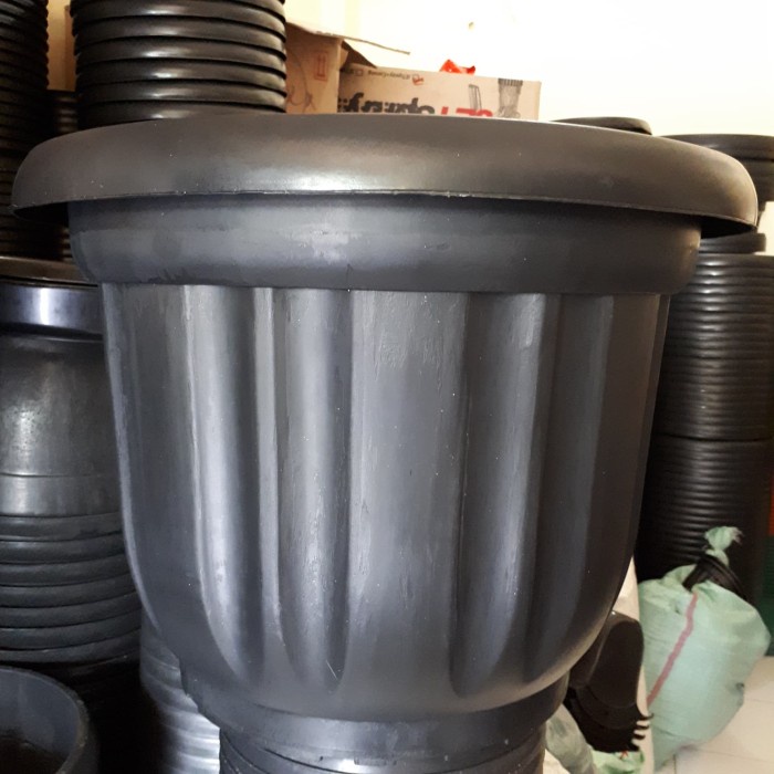 Poo Pot Bunga 50 / Pot 50 Glorla / Pot 50 Hitam Pot Ukuran 50Cm