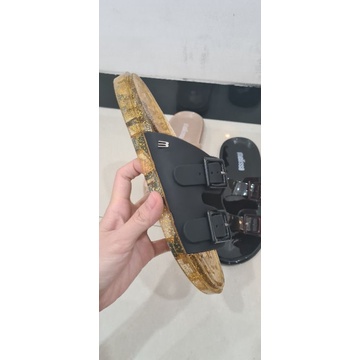 1:1 Ori Melissa Wide Ad Sandal Karet Santai Wanita Terbaru