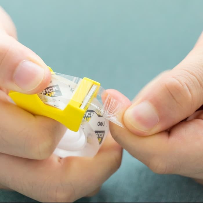 

Solatip Set Alat Potong Portable A30511 perekat paper DELI ATK0985DL