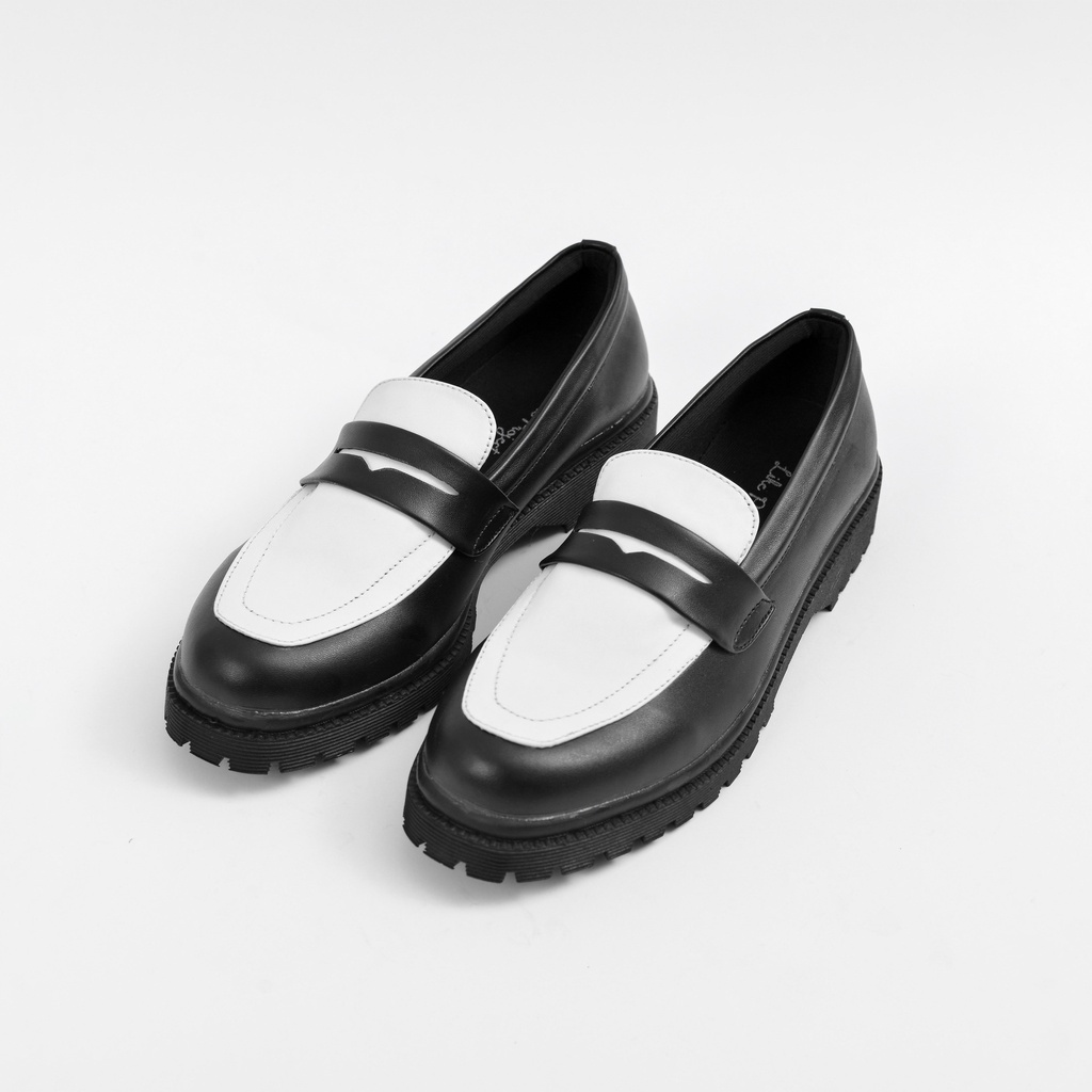 Sepatu Loafers Wanita - LP 005