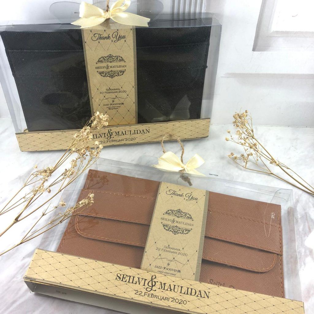 

KOTAK MIKA SOUVENIR 24x3x15 AE/AP GROSIRAN MIN 100PCS