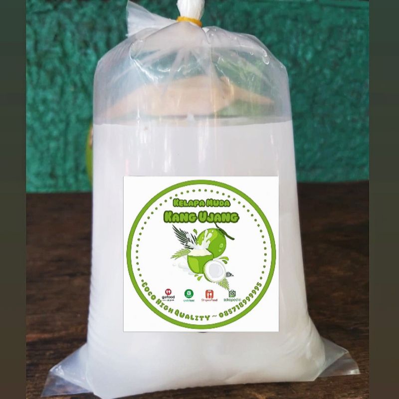 

Kelapa Muda Tebal Empuk 1butir Kemasan Plastik