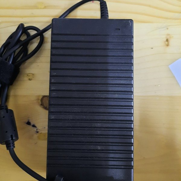 Adaptor HP PC ALL IN ONE ORIGINAL 19V 9.5A 7.4 5.0 Jarum