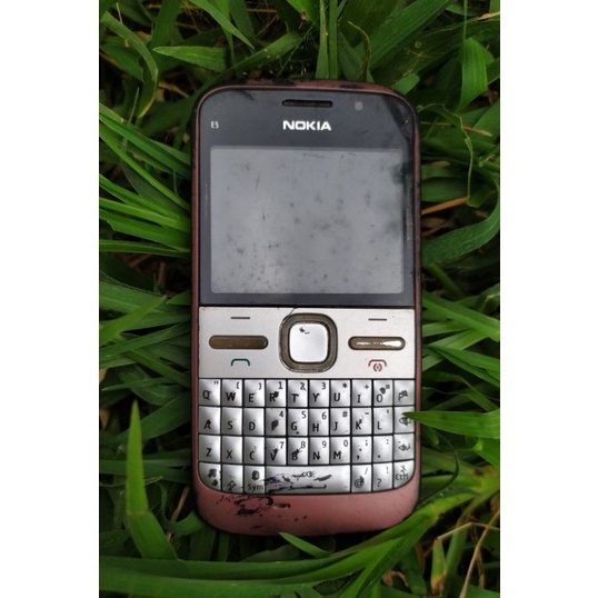 Nokia E5 - HP Nokia Mewah - HP Nokia QWERTY