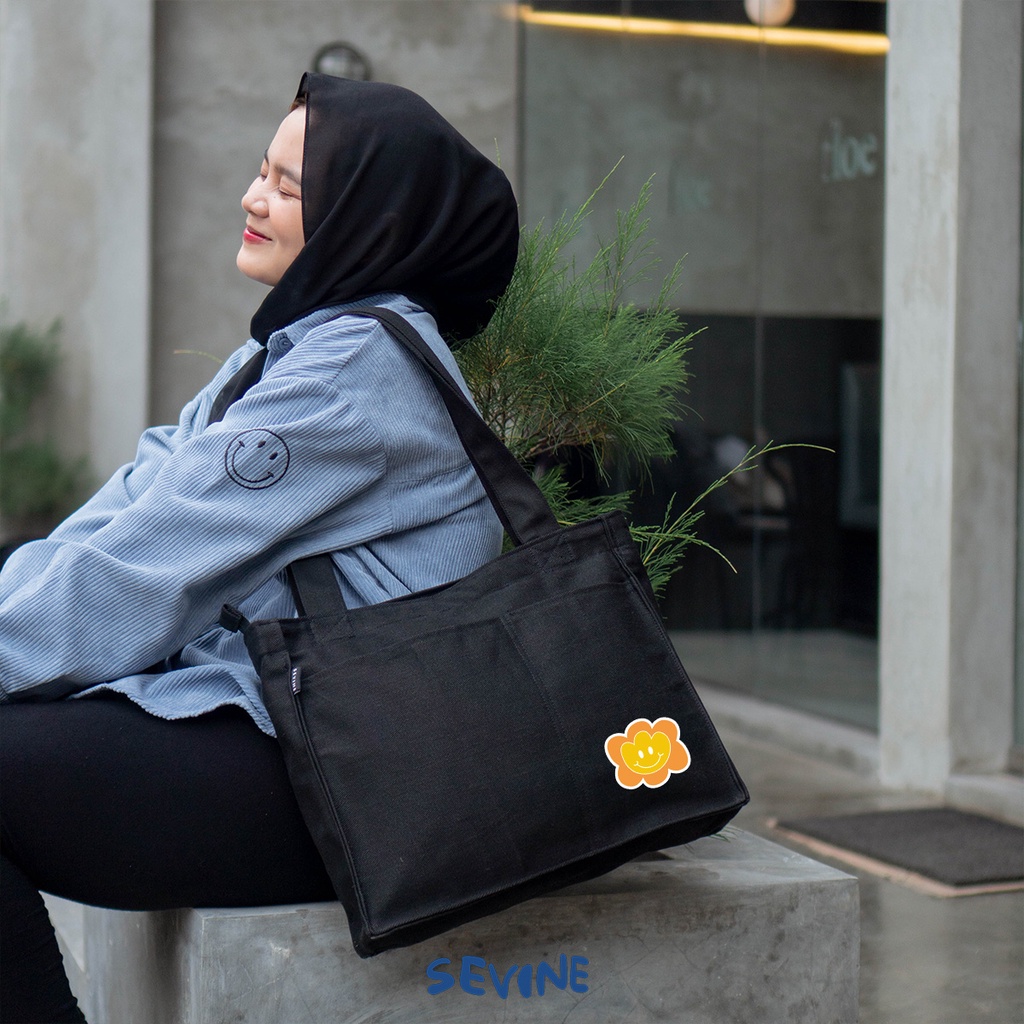 Sevine Totebag Kanvas Rebecca Tas Wanita Tote Bag Kuliah Sekolah Sekat Botol Laptop Hitam Elegan Aesthetic - WT