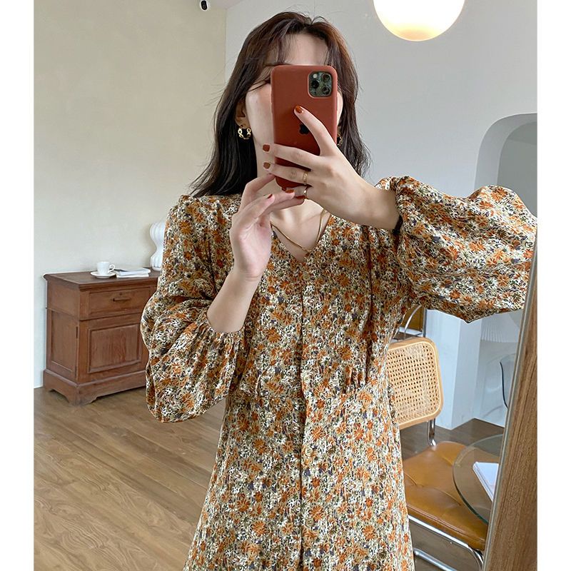 Temperamen Baru Wanita Fashionable Dress Floral Lengan Panjang