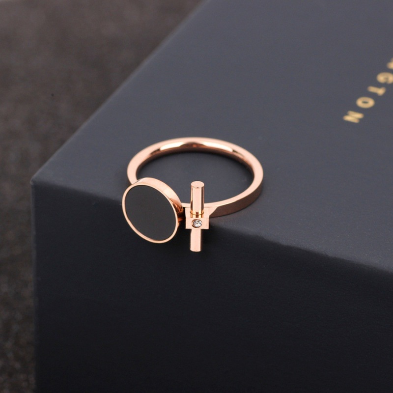 Cincin Berlian Permata Hitam Bahan Titanium Steel Warna Rose Gold