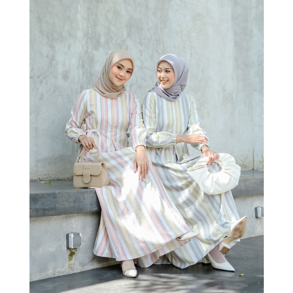 Nanda Dress || Le Khari