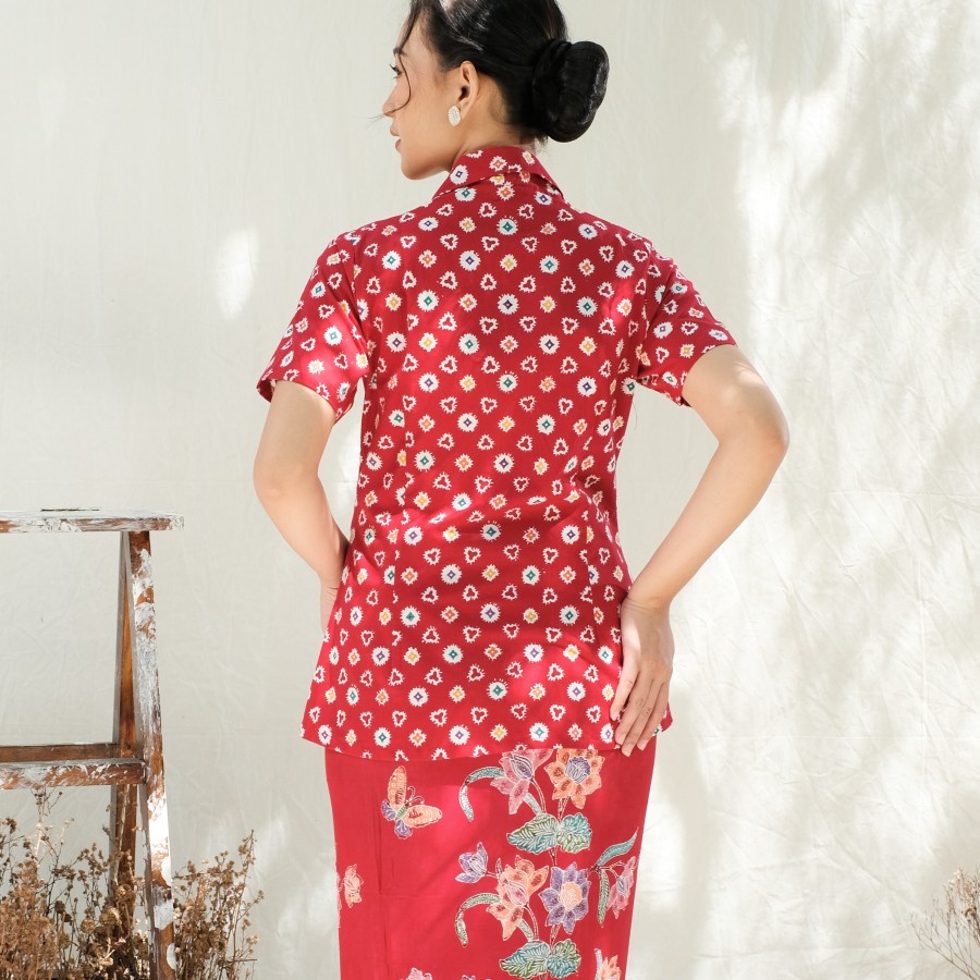 Kebaya Batik Jumputan Lengan Pendek Meradelima Katun Merah