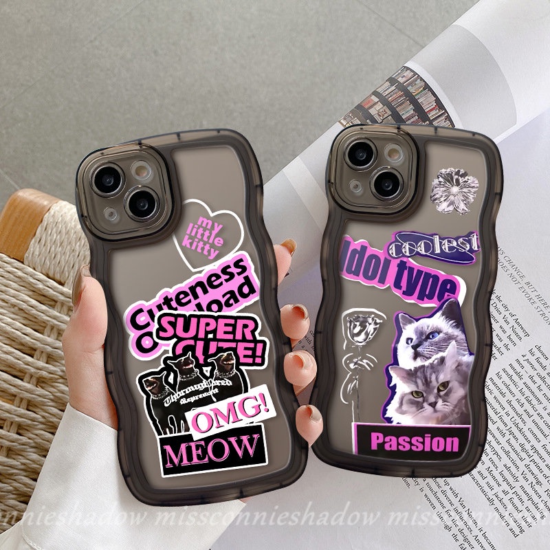 Casing Merek Trendy Untuk Samsung A50 A04s A50s A30s A13 A12 A04 A23 A32 A20 A02s A03s A31 A11 A04E A22 A21s A52 A51 A33 A52s A53 M22 M32 F22 Stiker Kucing Keren Label Tepi Bergelombang Lembut Case