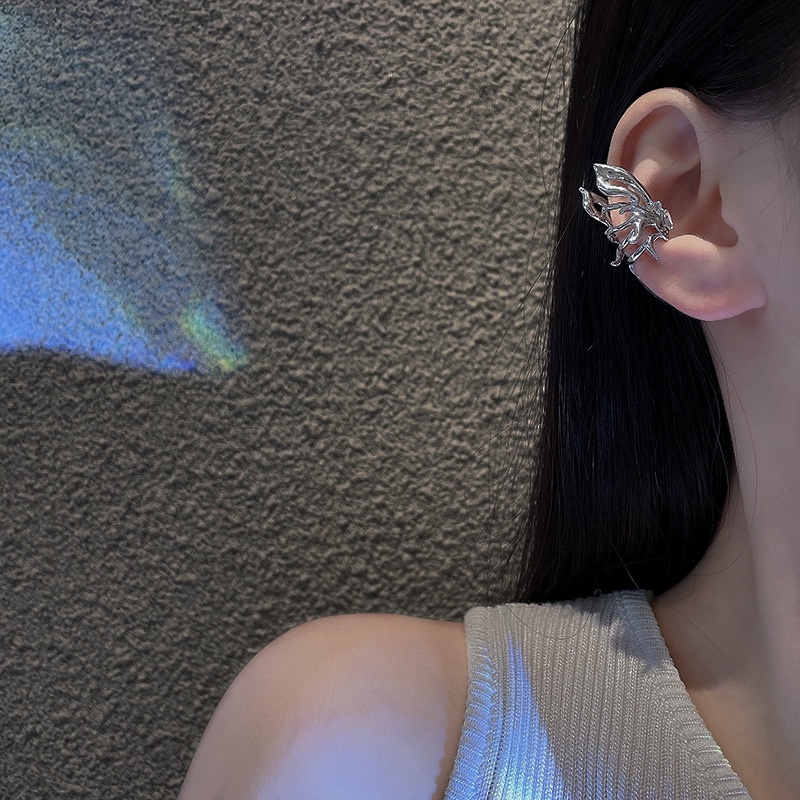 Anting Klip Spirit Anting Kupu-Kupu Silver Berkilau Untuk Perhiasan Wanita Y2K Aksesoris