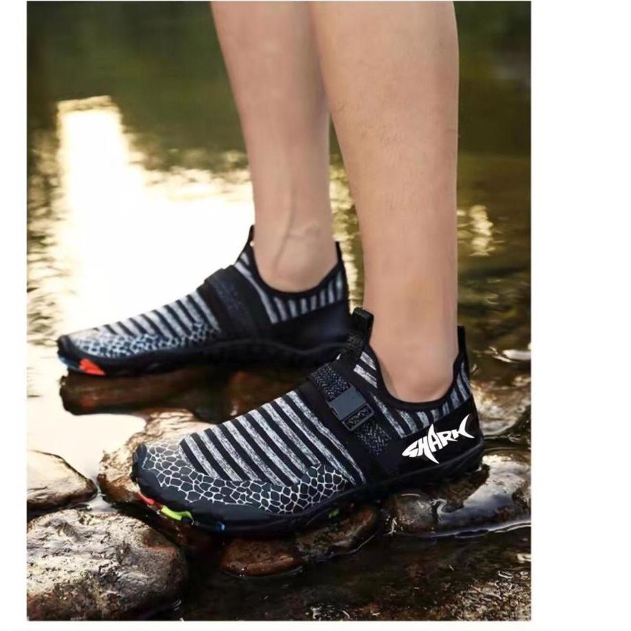 ❂ Sepatu Mancing / Sepatu Pantai Pria Slip On Anti Karang ♢