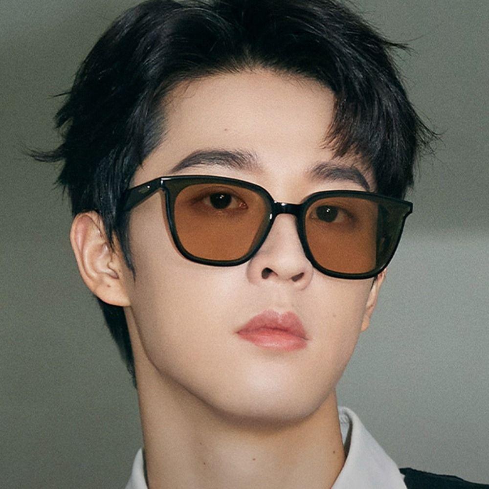 Mxbeauty Kacamata Anti UV Punk Fashion Vintage Retro Kacamata Hitam PC Outdoor Bersepeda Kacamata Jackson Wang Gaya Yang Sama Bingkai Oval Properti Foto Gaya Korea Eyewear