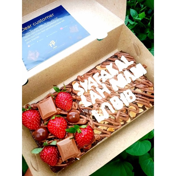 

broberrys(brownies strawberry sweet) medium customize