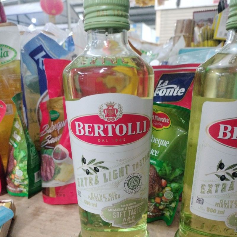 

Bertolli Extra Light Olive Oil 500 ML Minyak Zaitun Bertoli Impor