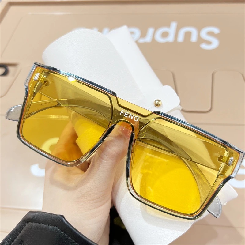 [Hot Sale] Oversized Vintage Perlindungan UV Kacamata Matahari Wanita Besar Square Sunglasses Klasik Fashion Untuk Mengemudi, Travel, Memancing Lensa One-piece Pria