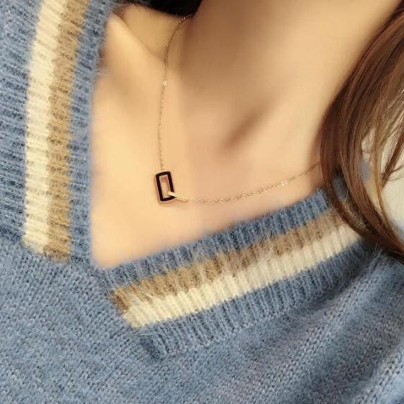 Kalung Rantai Klavikula Pendek Bahan Titanium Steel Gaya Korea Untuk Perempuan